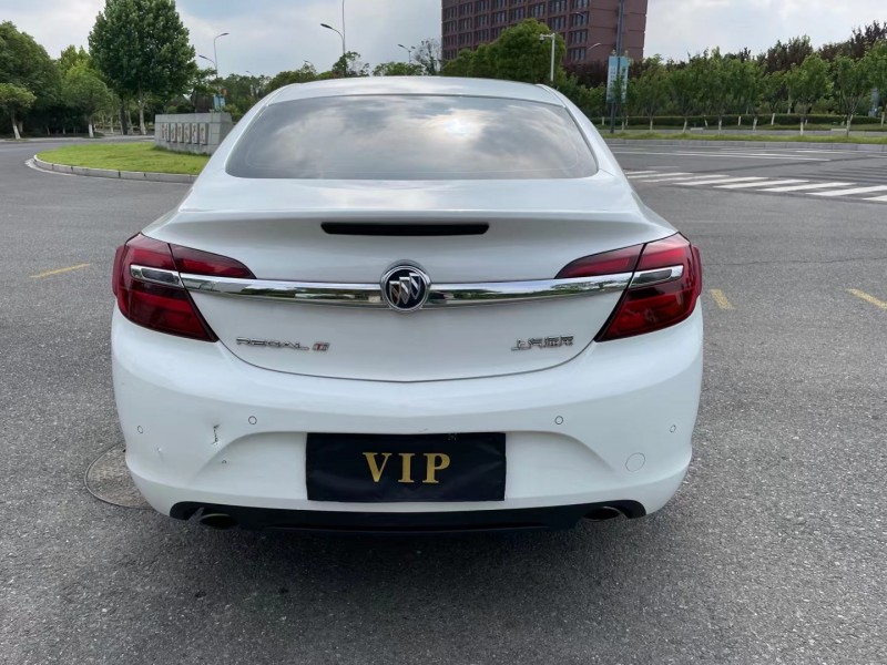 盐城16年别克君威2