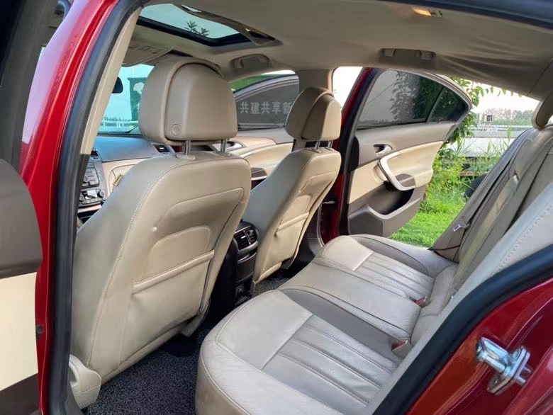 徐州11年别克君威6