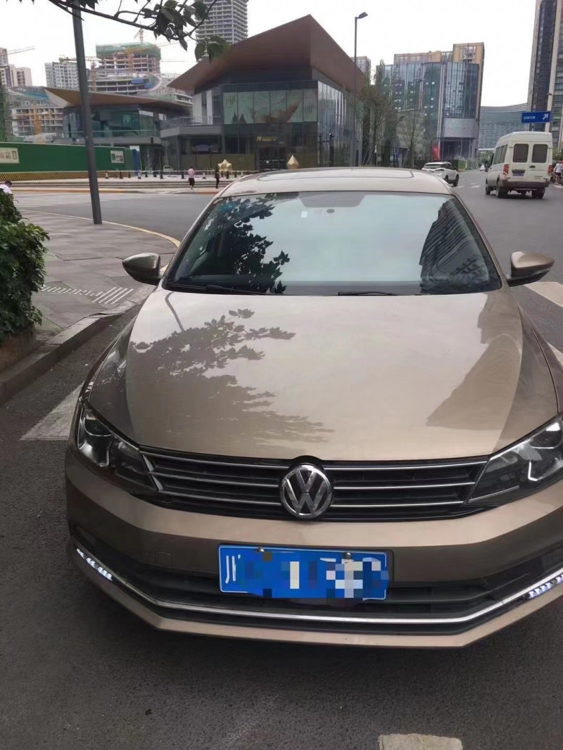 成都16年大众速腾1