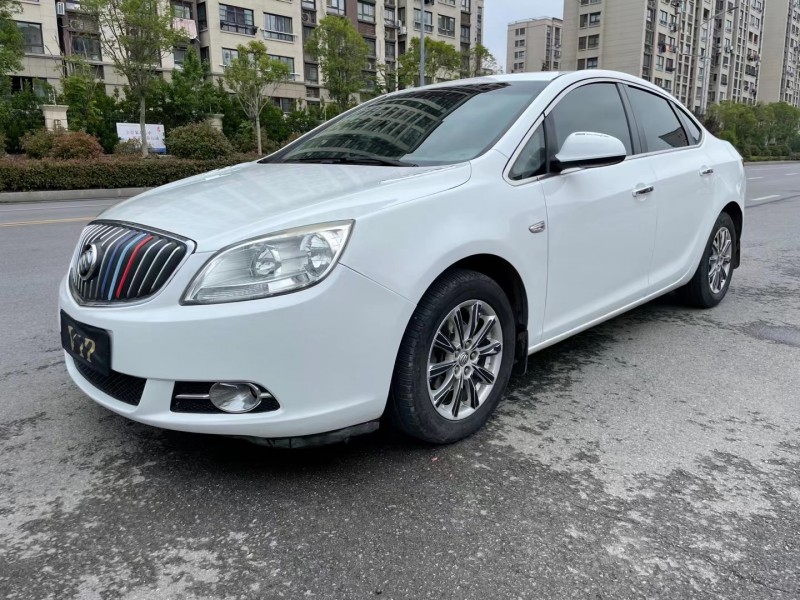 盐城12年别克英朗GT2