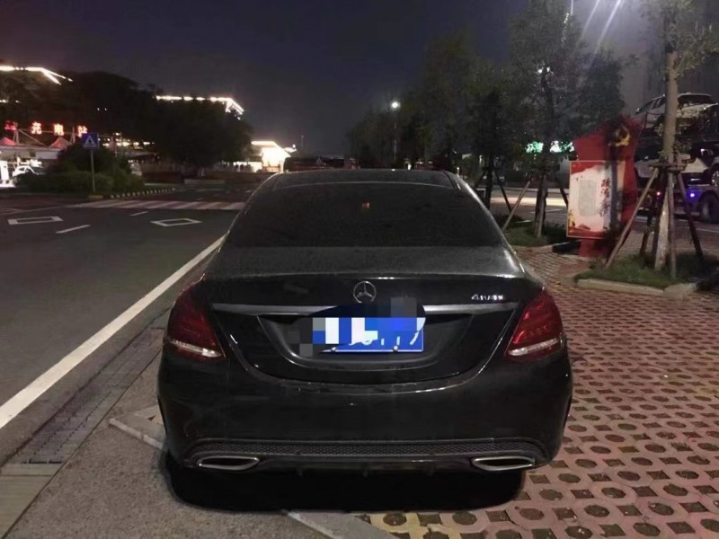 南寧15年奔馳C5
