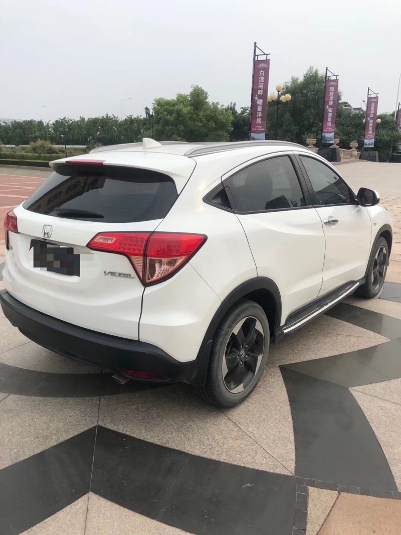 潍坊16年本田缤智8