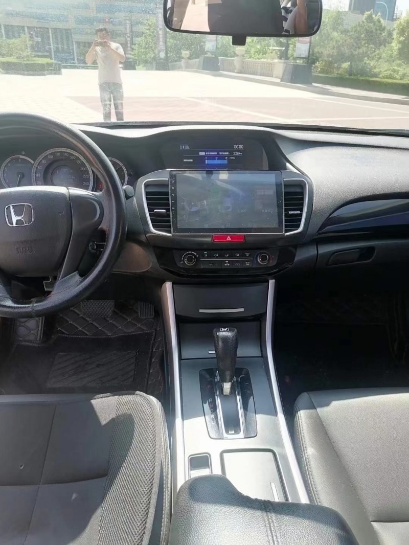 潍坊17年本田雅阁7