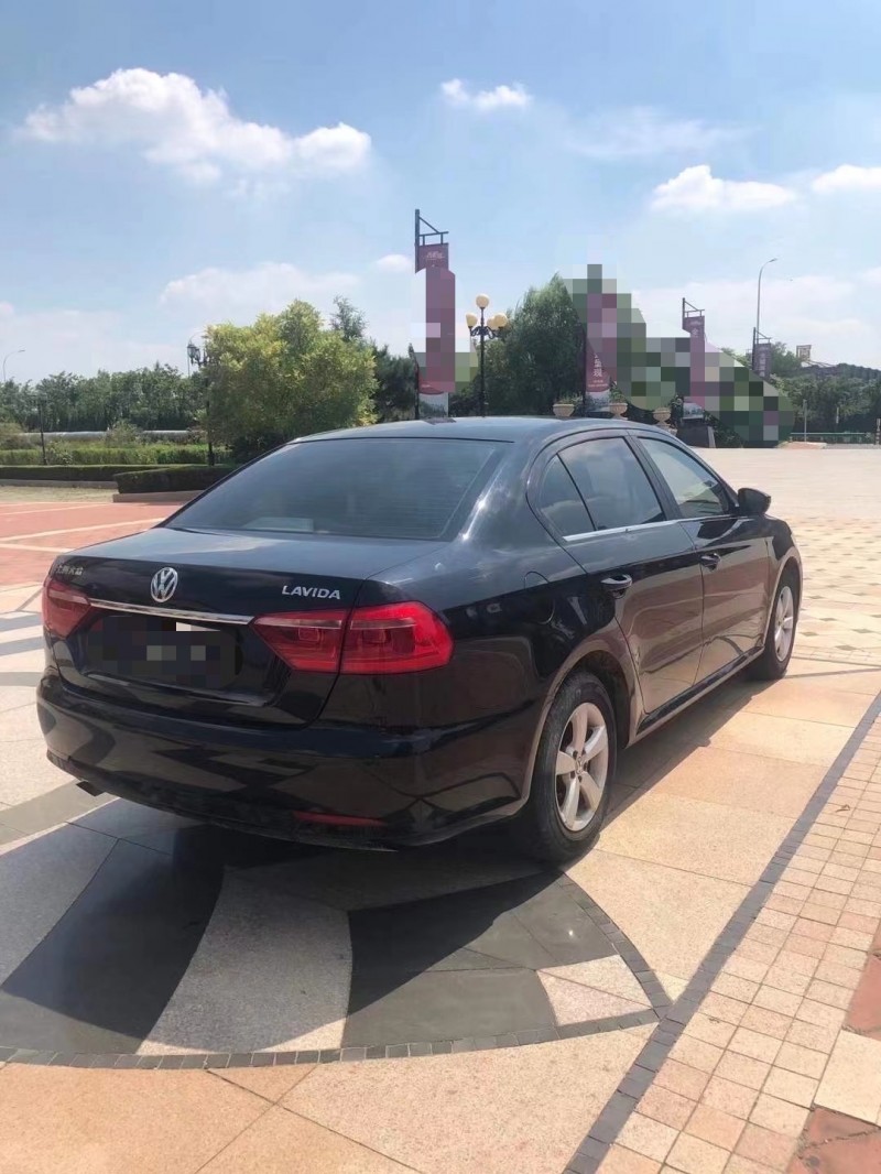 潍坊15年大众朗逸8