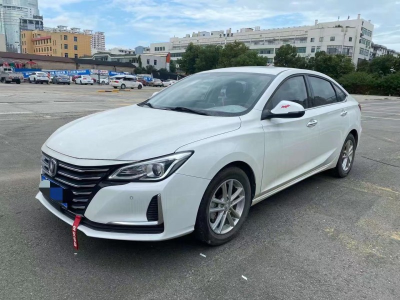 嘉興20年長安汽車銳程CC2