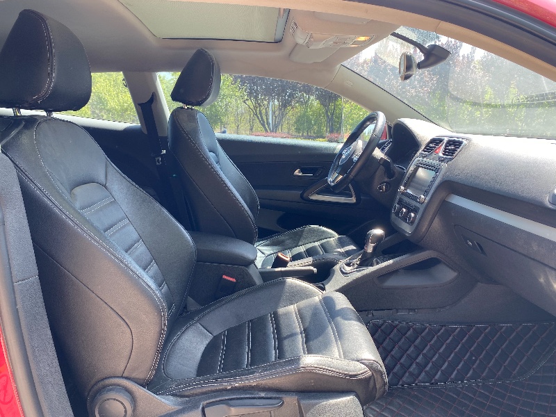 保定14年大众尚酷5