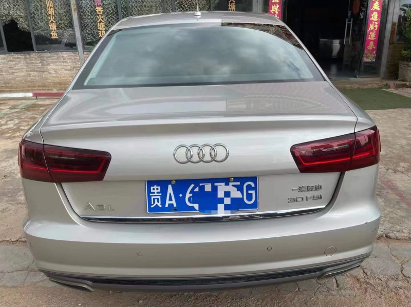 重慶18年奧迪A6L8
