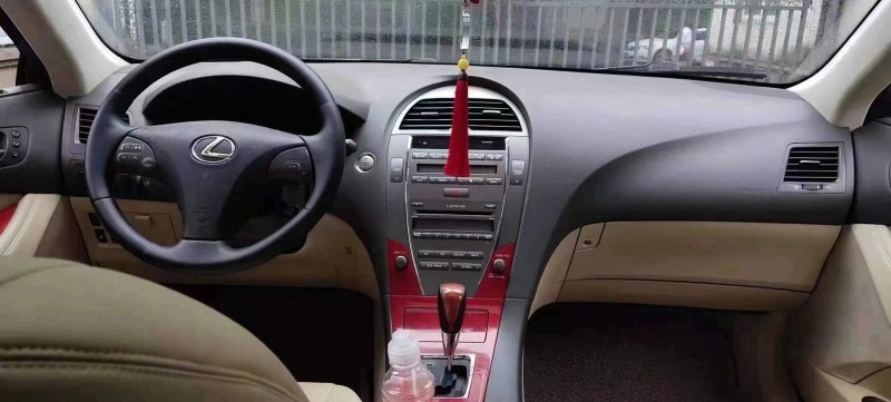 成都08年雷克萨斯ES4