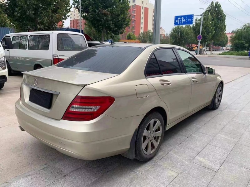 德州11年奔馳C7