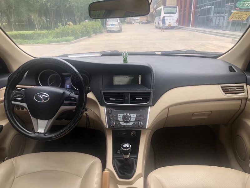 青岛17年东南汽车V5菱致2