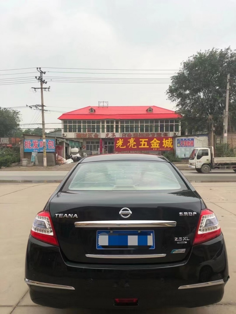 保定12年日产天籁9