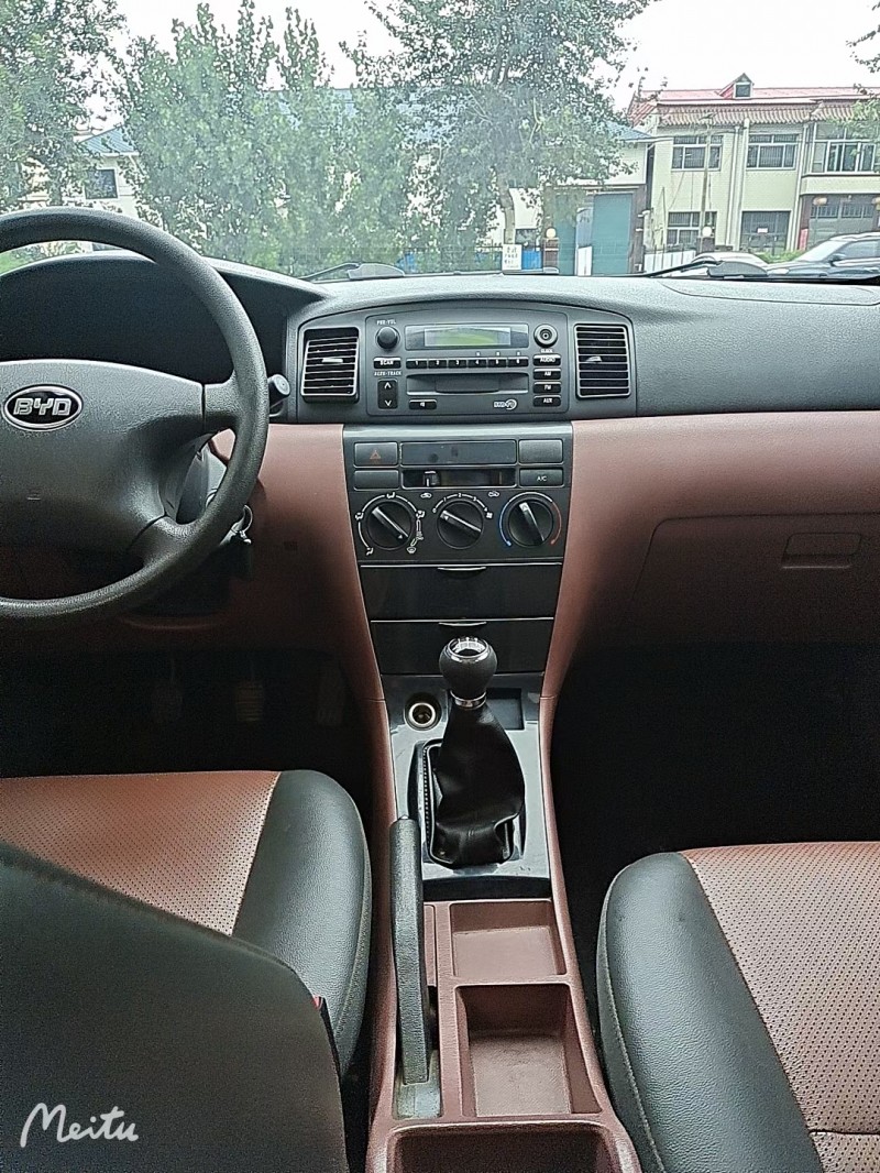 保定17年比亚迪F37