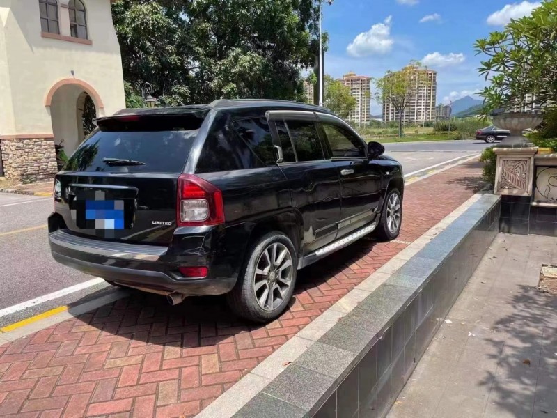 江門15年Jeep指南者8