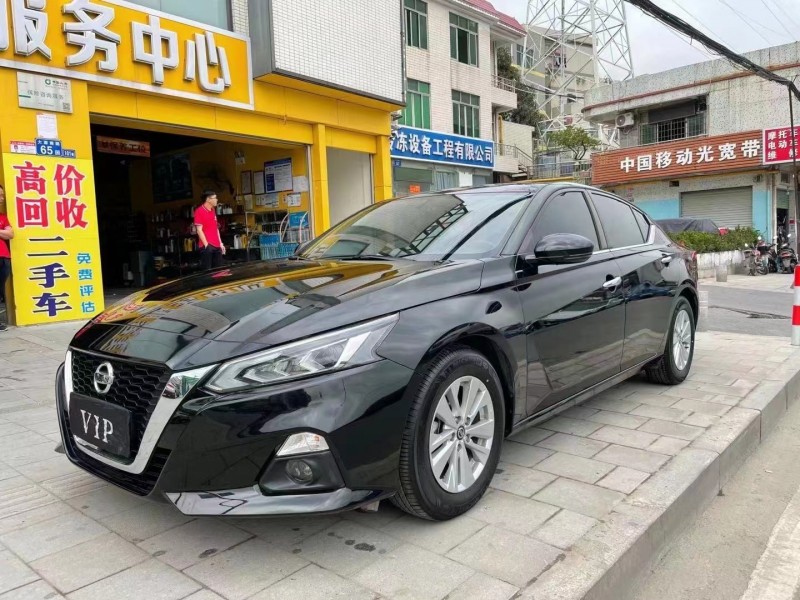 广州19年日产天籁2