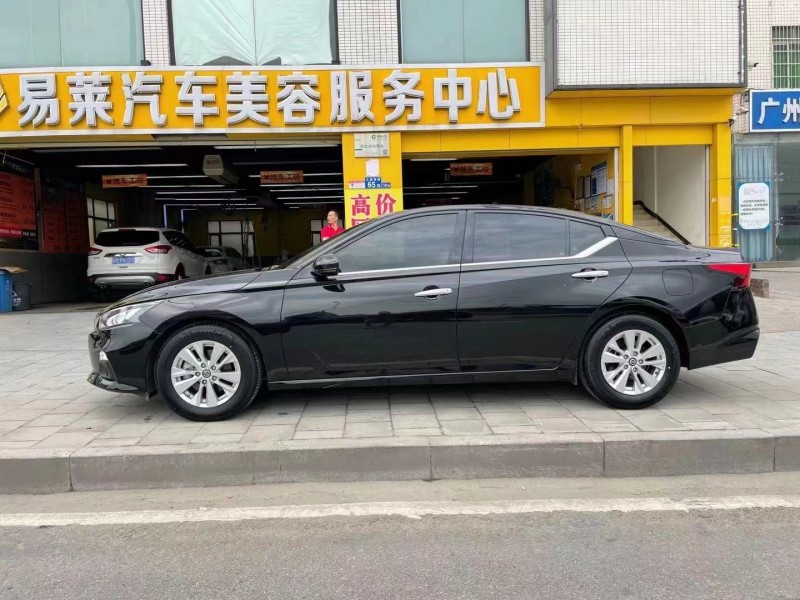 广州19年日产天籁6
