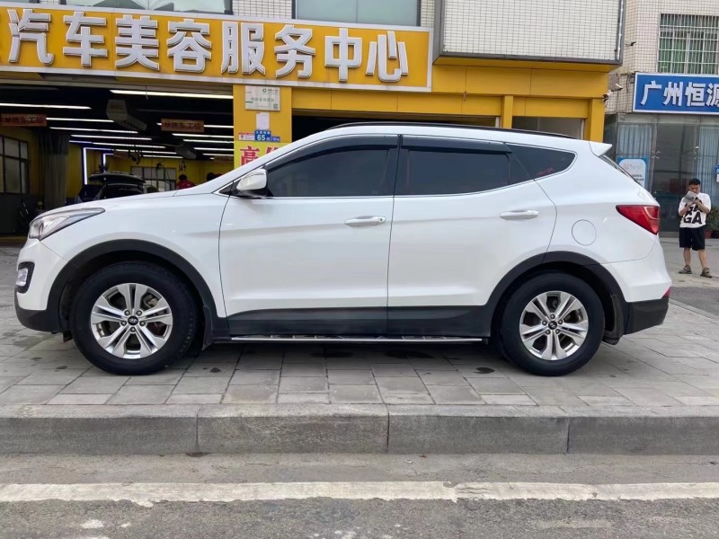 广州14年现代全新胜达4
