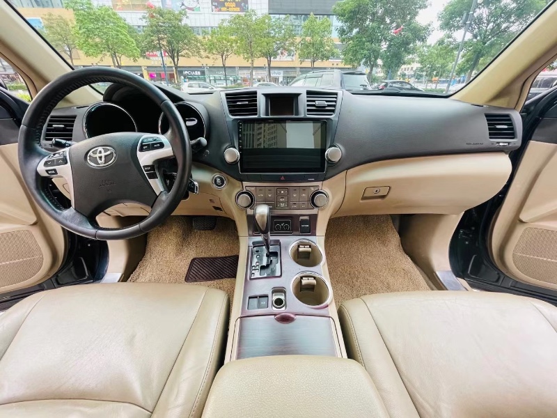 佛山12年丰田汉兰达5