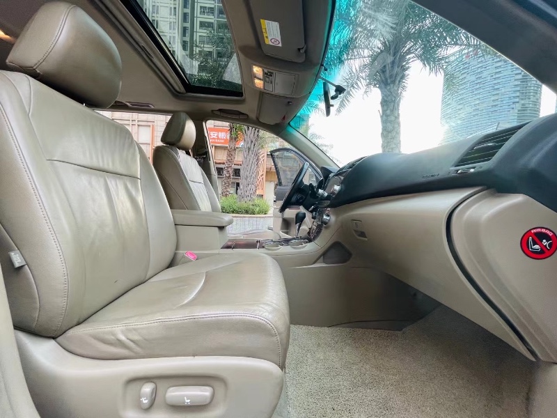 佛山12年丰田汉兰达3