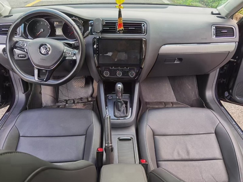 武汉19年大众速腾4