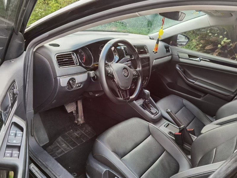 武汉19年大众速腾6