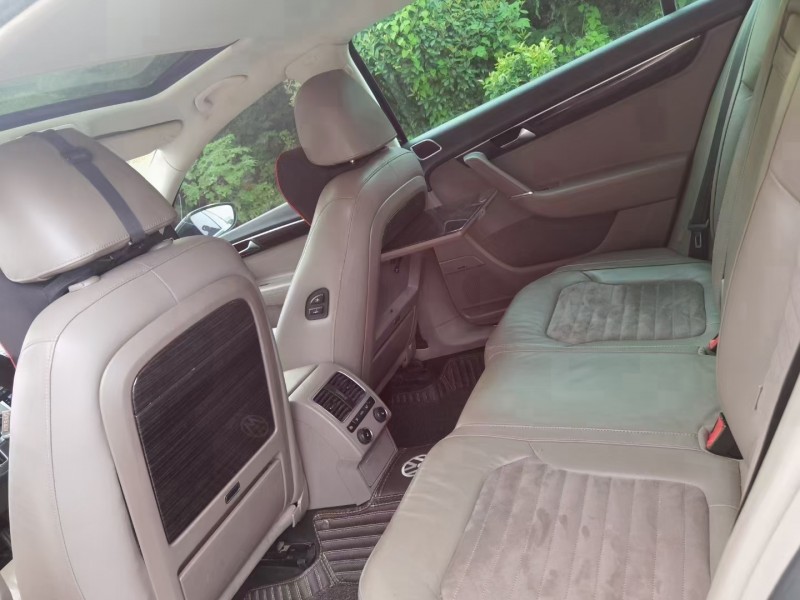 武汉14年大众迈腾4