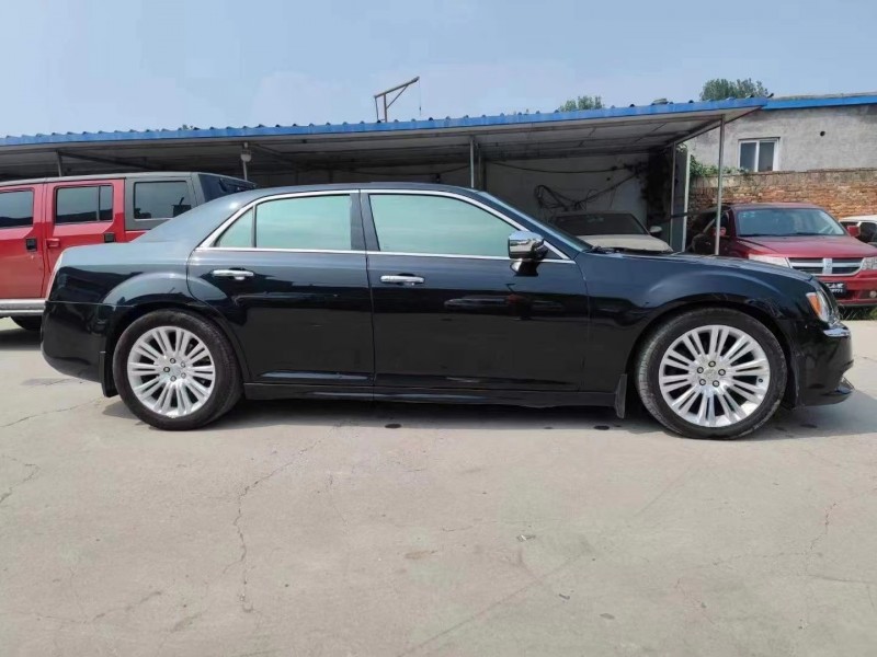 石家莊14年克萊斯勒300C3