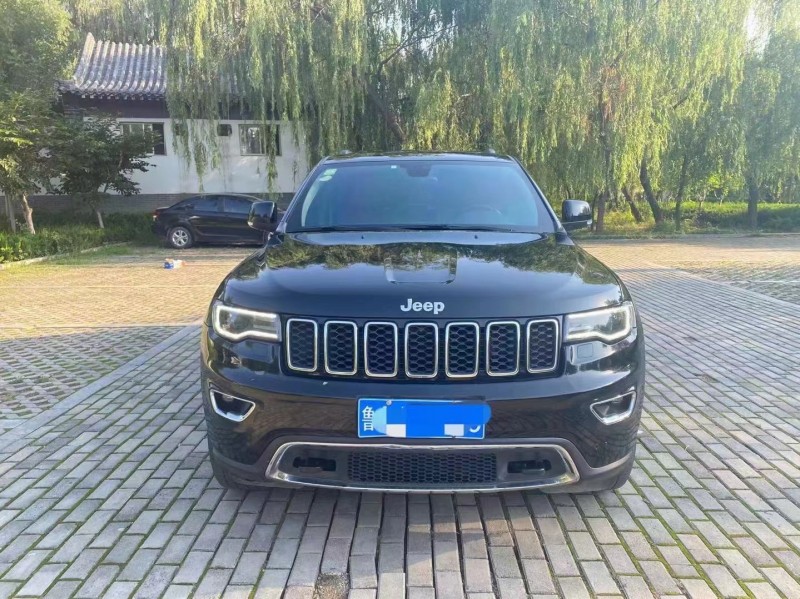 濟南18年Jeep大切諾基1