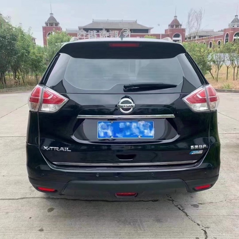 宜昌15年日產奇駿8