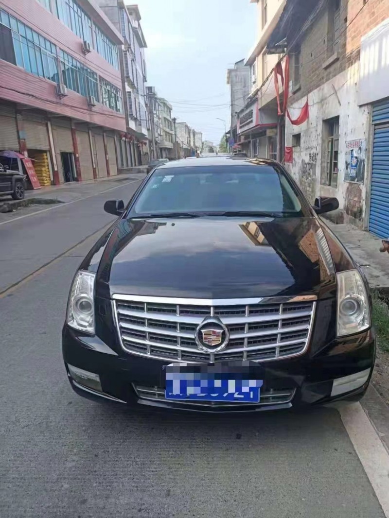 金華13年凱迪拉克賽威3