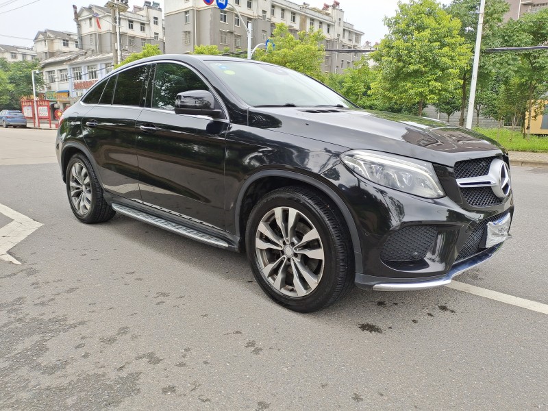 武汉16年奔驰GLE9