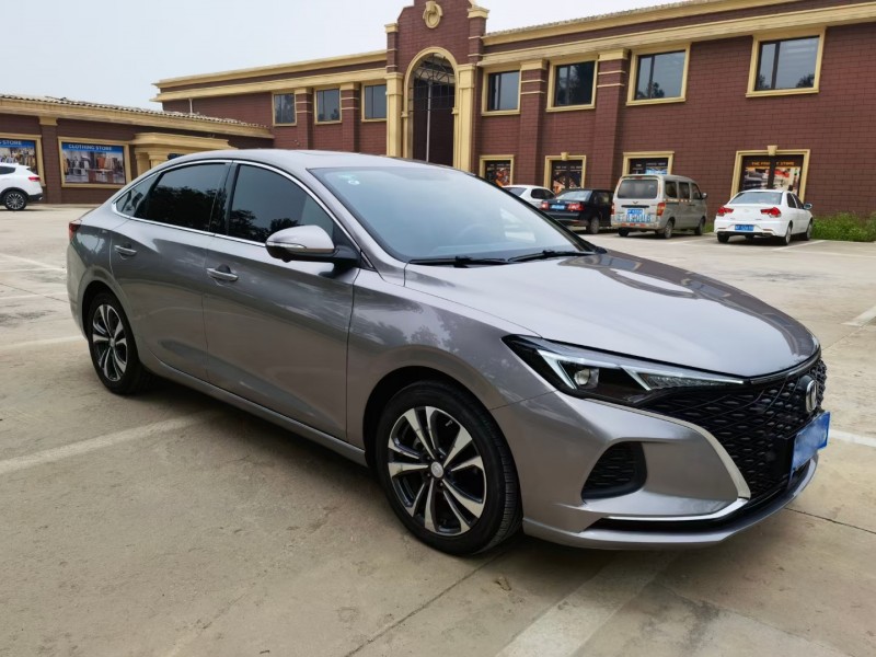 保定20年长安汽车逸动2