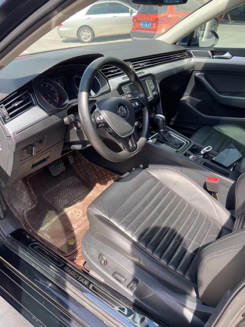 东莞17年大众迈腾9