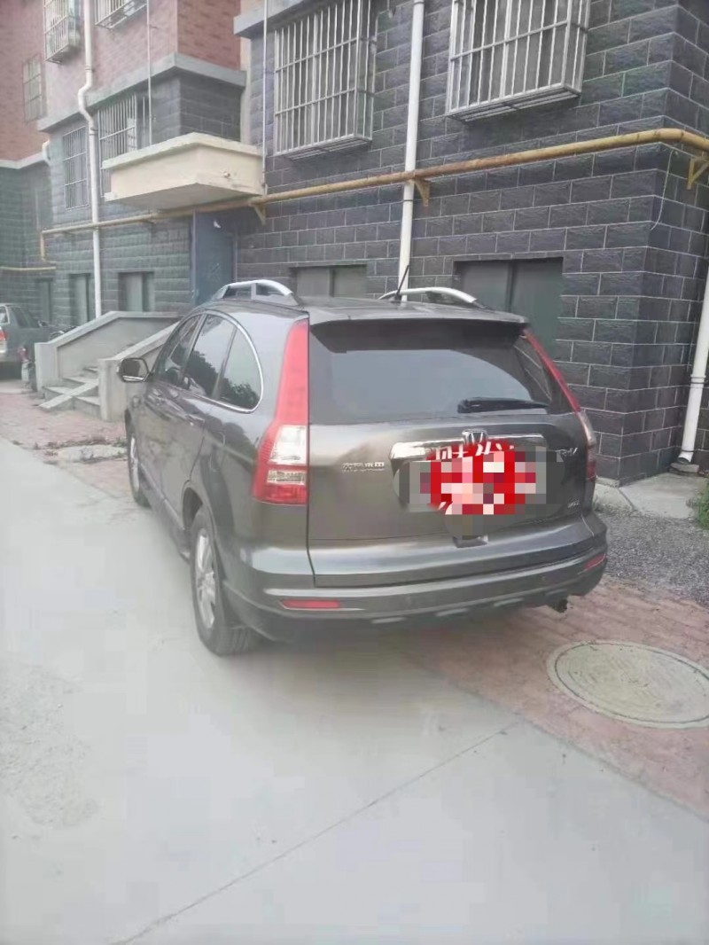 潍坊11年本田CR-V8