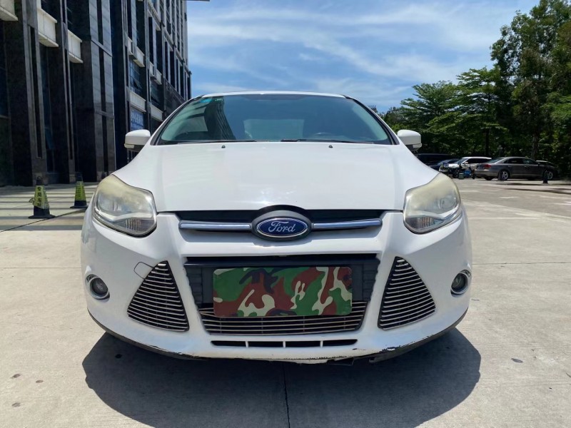 东莞13年福特福克斯8