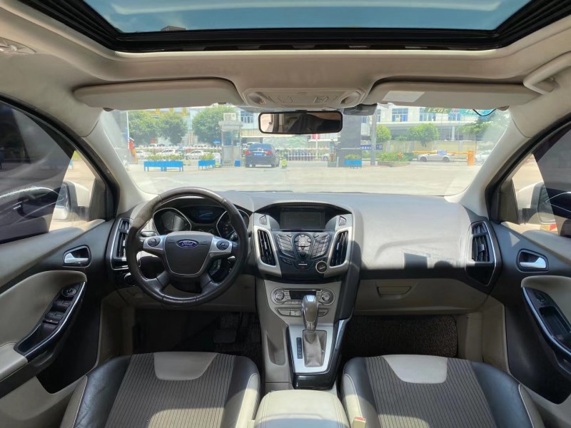 东莞13年福特福克斯2