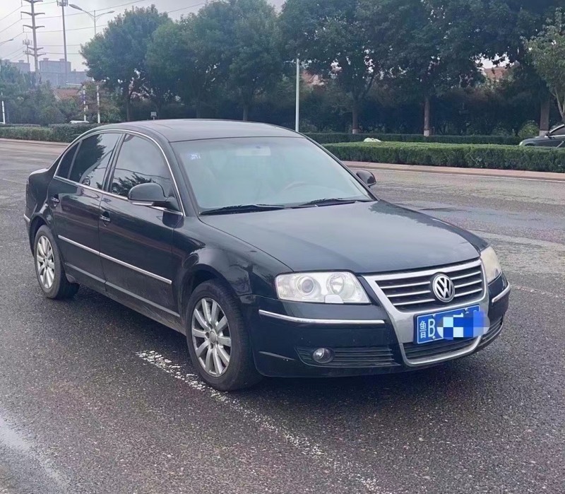青岛09年大众帕萨特8
