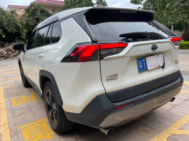 中山20年豐田RAV4榮放5