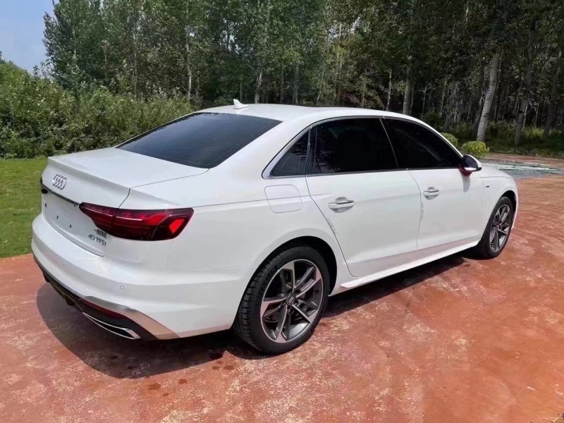 潍坊21年奥迪A4L8