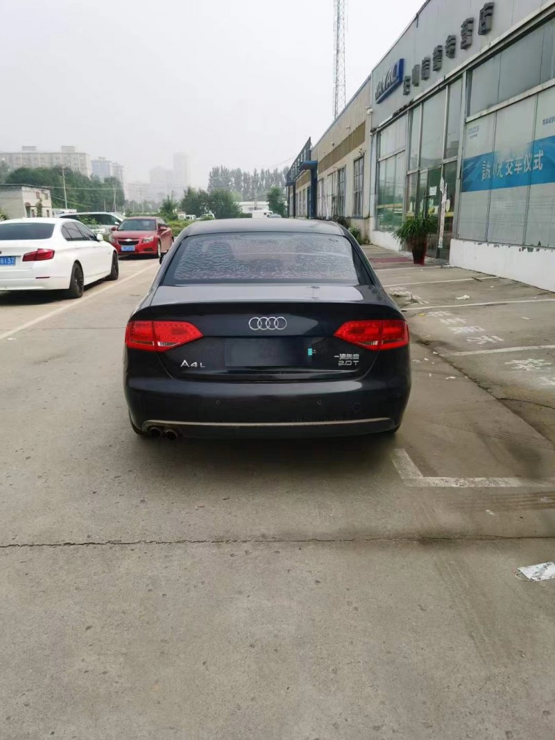 北京10年奧迪A4L7