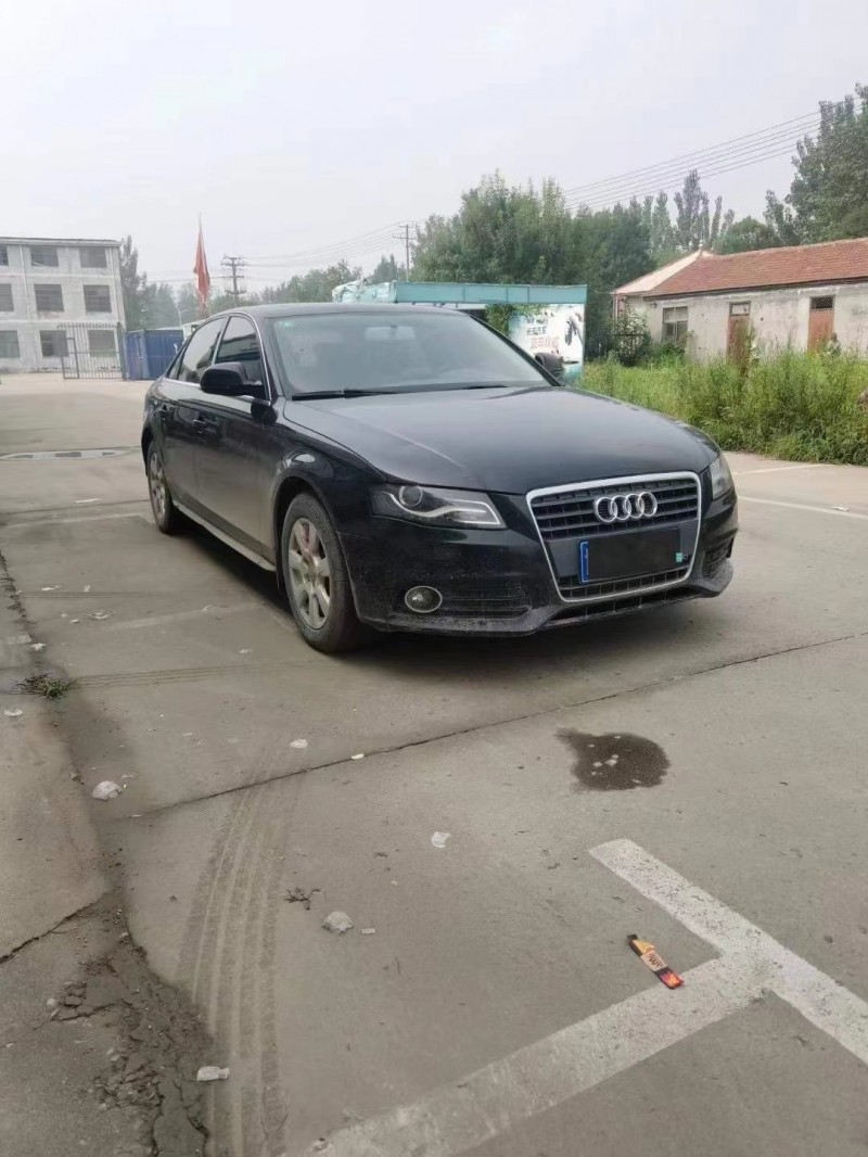 青岛10年奥迪A4L3