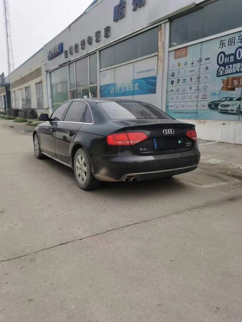 青岛10年奥迪A4L5