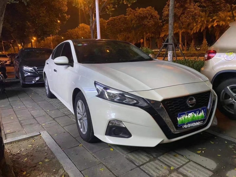 廈門20年日產天籟2