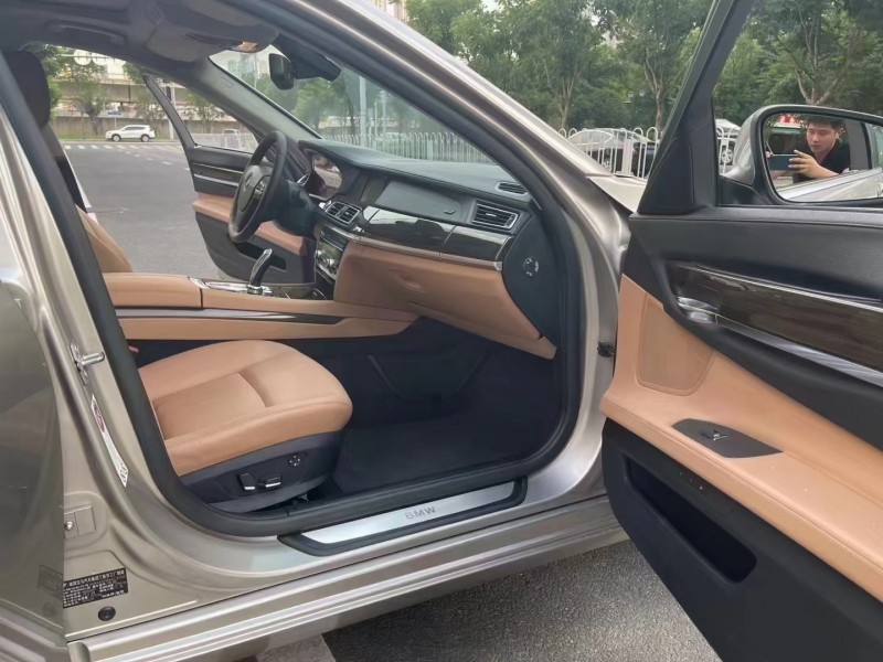 武汉10年宝马7系5