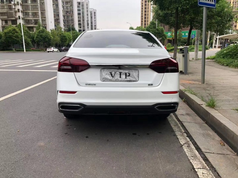 長沙21年吉利帝豪7