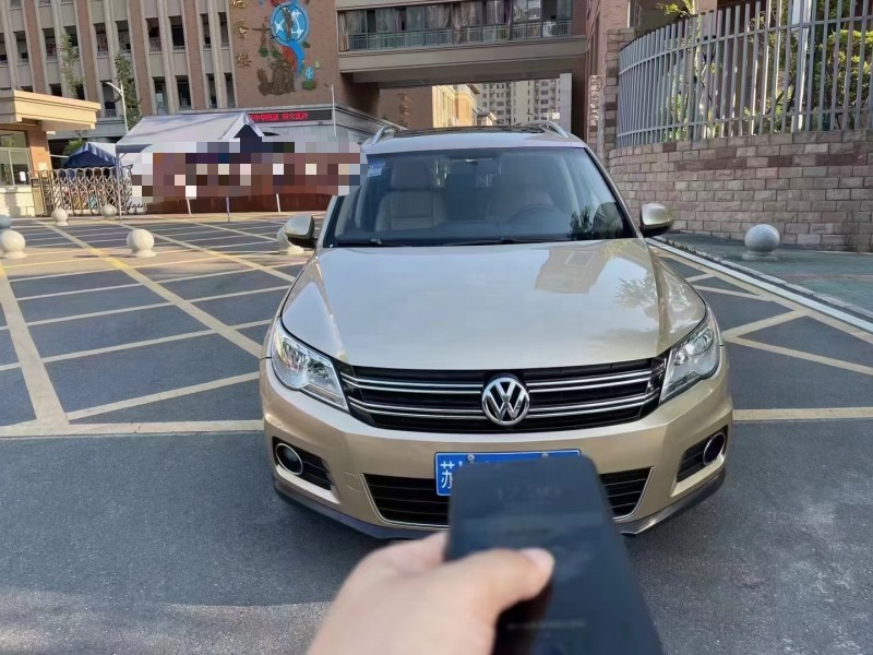 武汉12年大众途观1