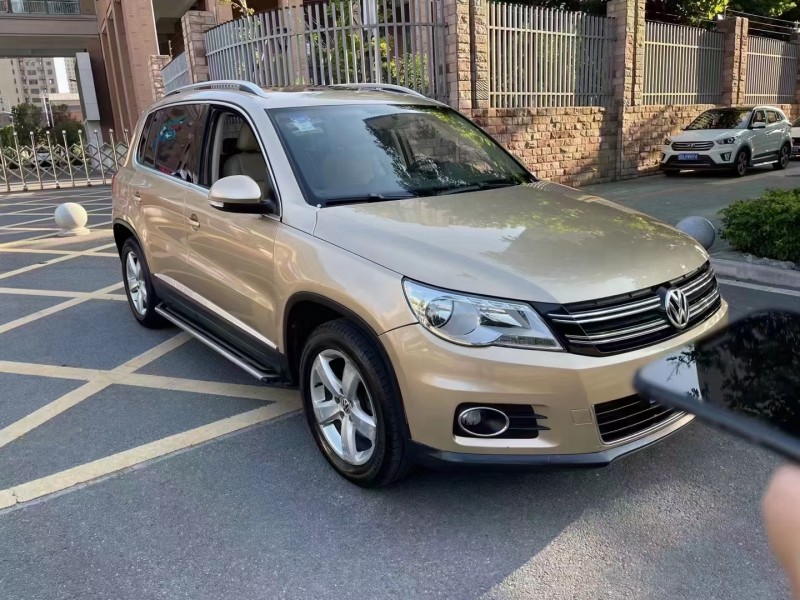 武汉12年大众途观2