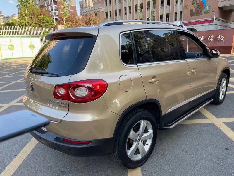 武汉12年大众途观8