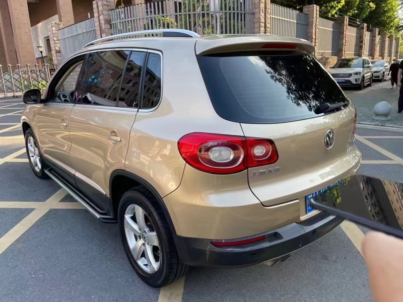 武汉12年大众途观9