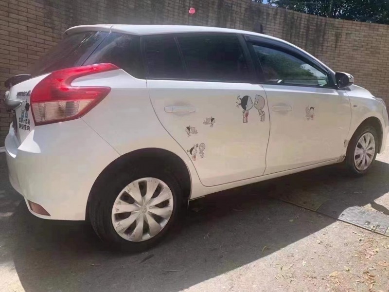 青岛16年丰田YARiS L 致炫5