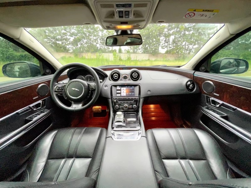 臨沂14年捷豹XJ6